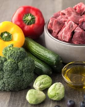 RAW PET FOODS: WHAT YOU NEED TO KNOW Image